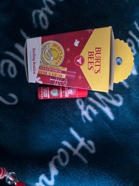 Burt's Bees Pomegranate  Set - Red & Yellow Packaging